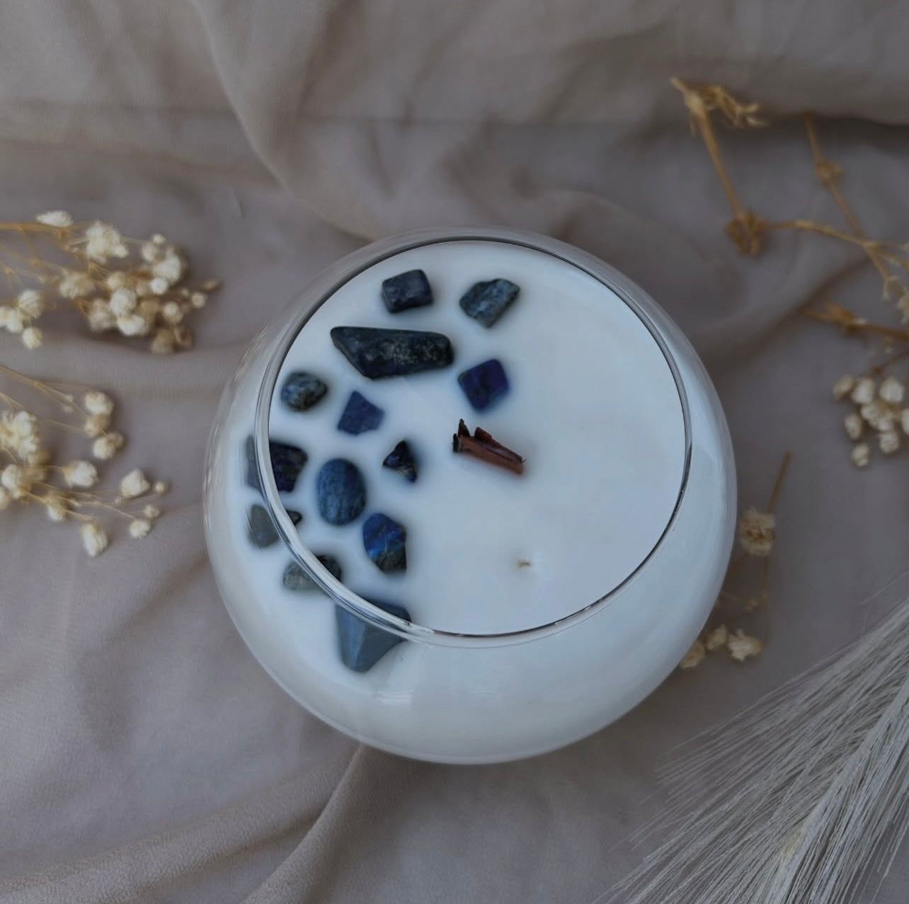 Vela aromática · Gemas decorativas